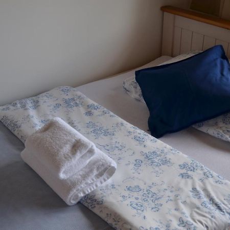 Hotel Na Statku Mirosov Mirosov  Exteriör bild