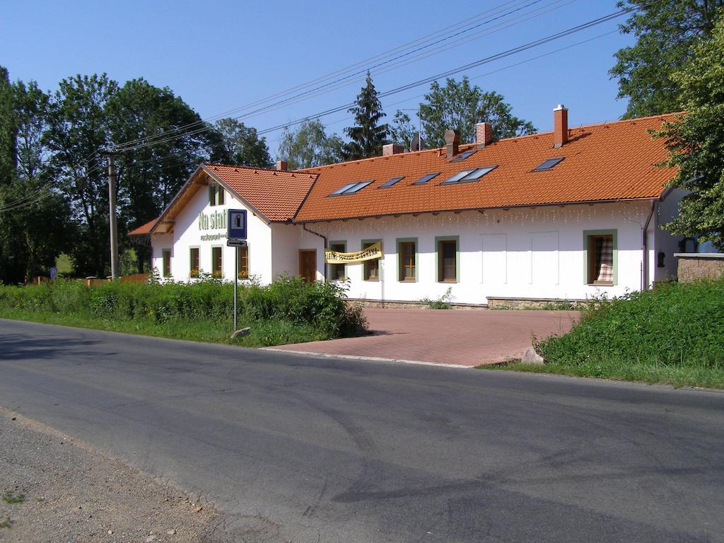 Hotel Na Statku Mirosov Mirosov  Exteriör bild